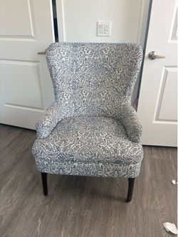 accent chair