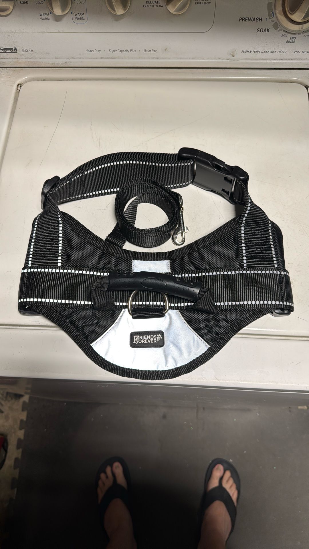 No pull dog harness and leash