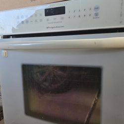Frigidaire Oven Conventional 