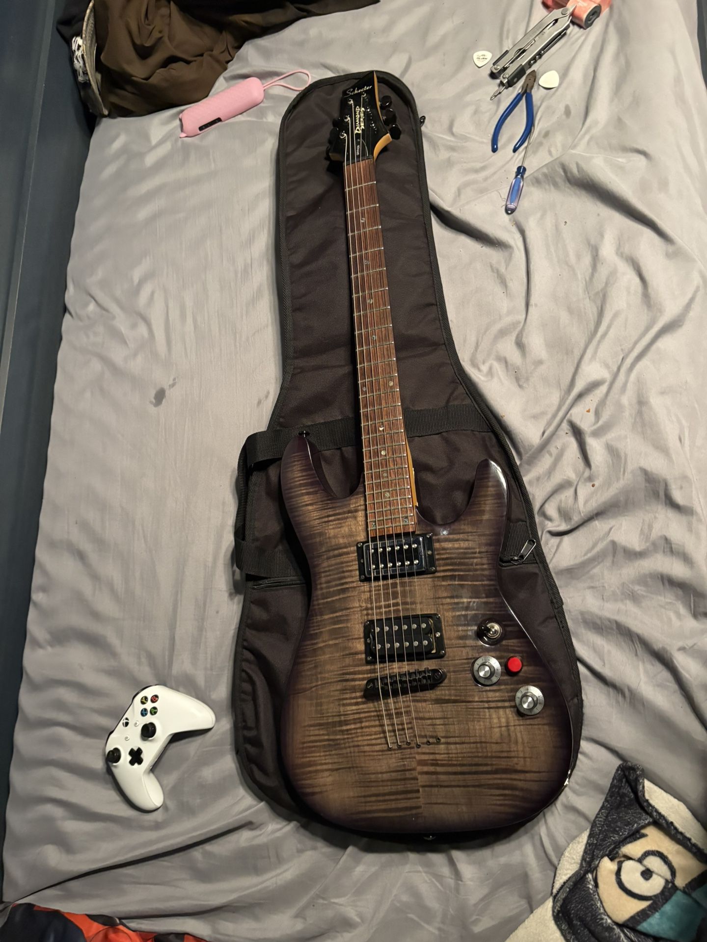 Schecter Diamond Series Gryphon Guitar