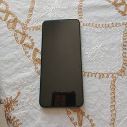 Un Locked  Cell Phone