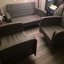 4 Piece Dark Grey Wicker Set, Table  has glass top no damage  at all .