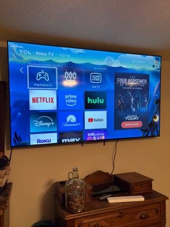 75 Inch ROKU TV