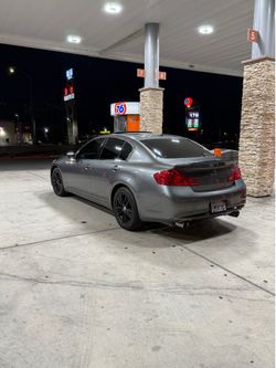 2010 Infiniti g37