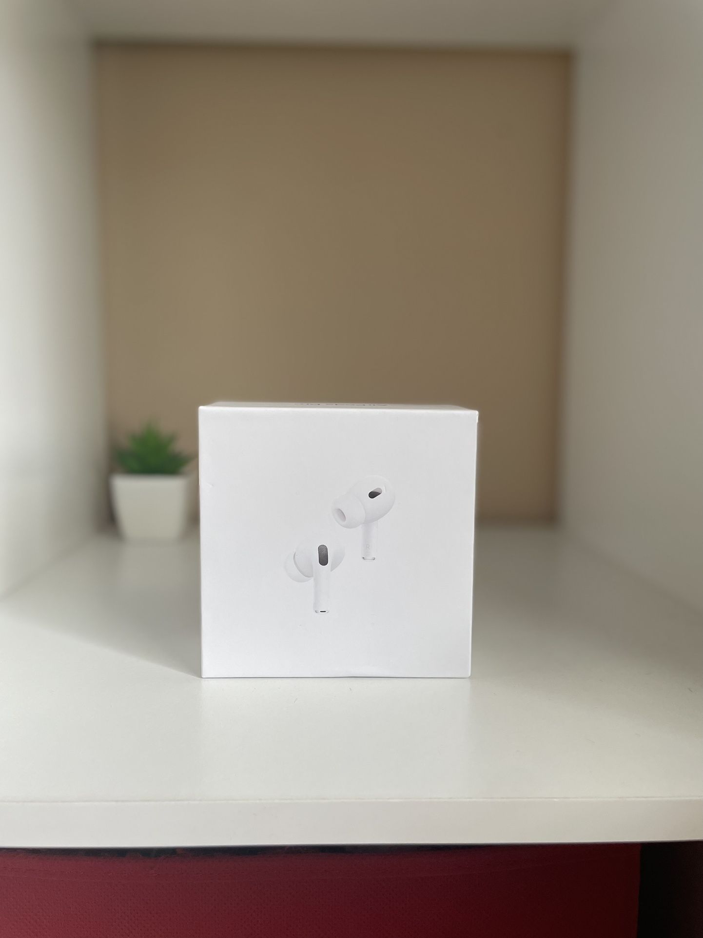 Apple AirPods Pro (2nd Generation) With MagSafe Case