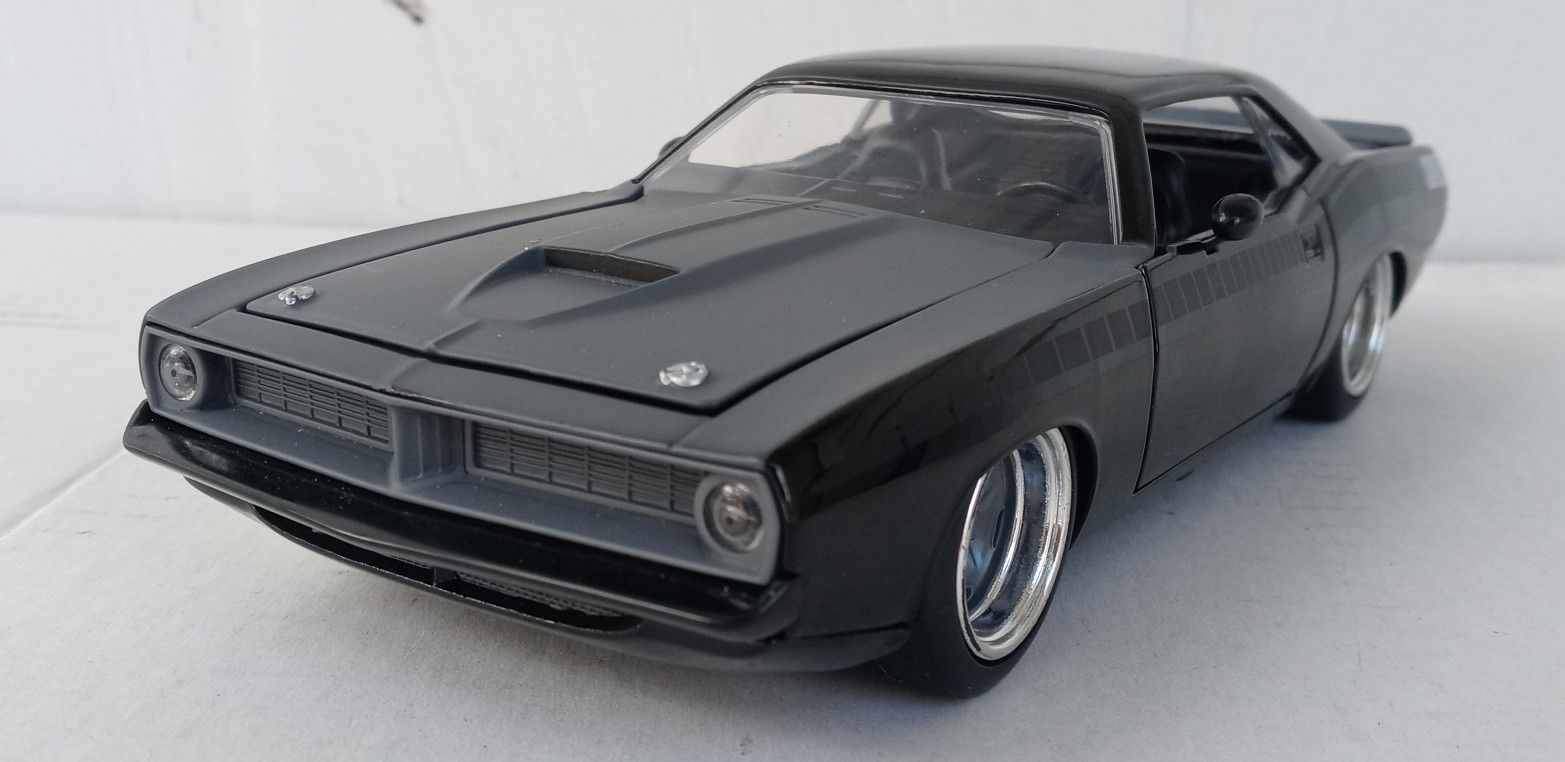 De Cast Metal - Fast & Furious - 1973 Plymouth Barracuda - New Condition -