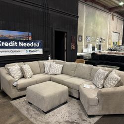 3PC Sectional & Ottoman. 🚚WE DELIVER🚚