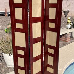 Wooden Picture Trifold Display