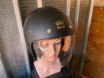 Motorcycle helmet