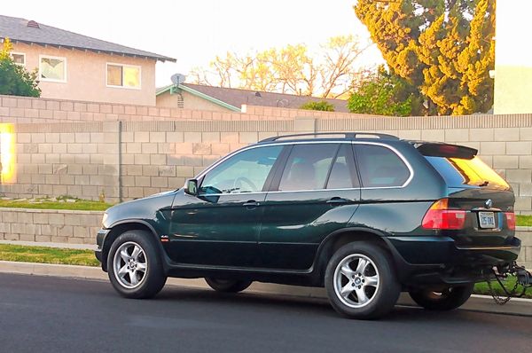 BMW X5 year. 2000 for Sale in Thousand Oaks, CA - OfferUp