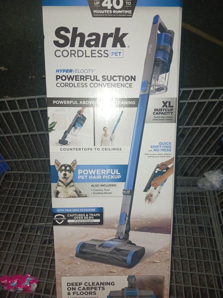 SHARK PET CORDLESS STICK VACUUM