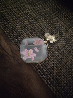 Air pod case with flower key chain