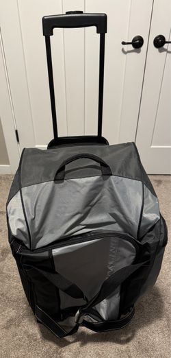 Skyway Rolling Duffle Bag