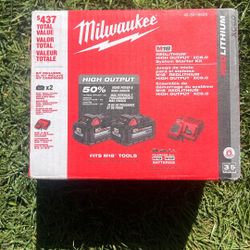 Milwaukee Battery S   And Charger.  Starer Kit 