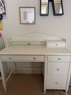 Kids pottery barn desk