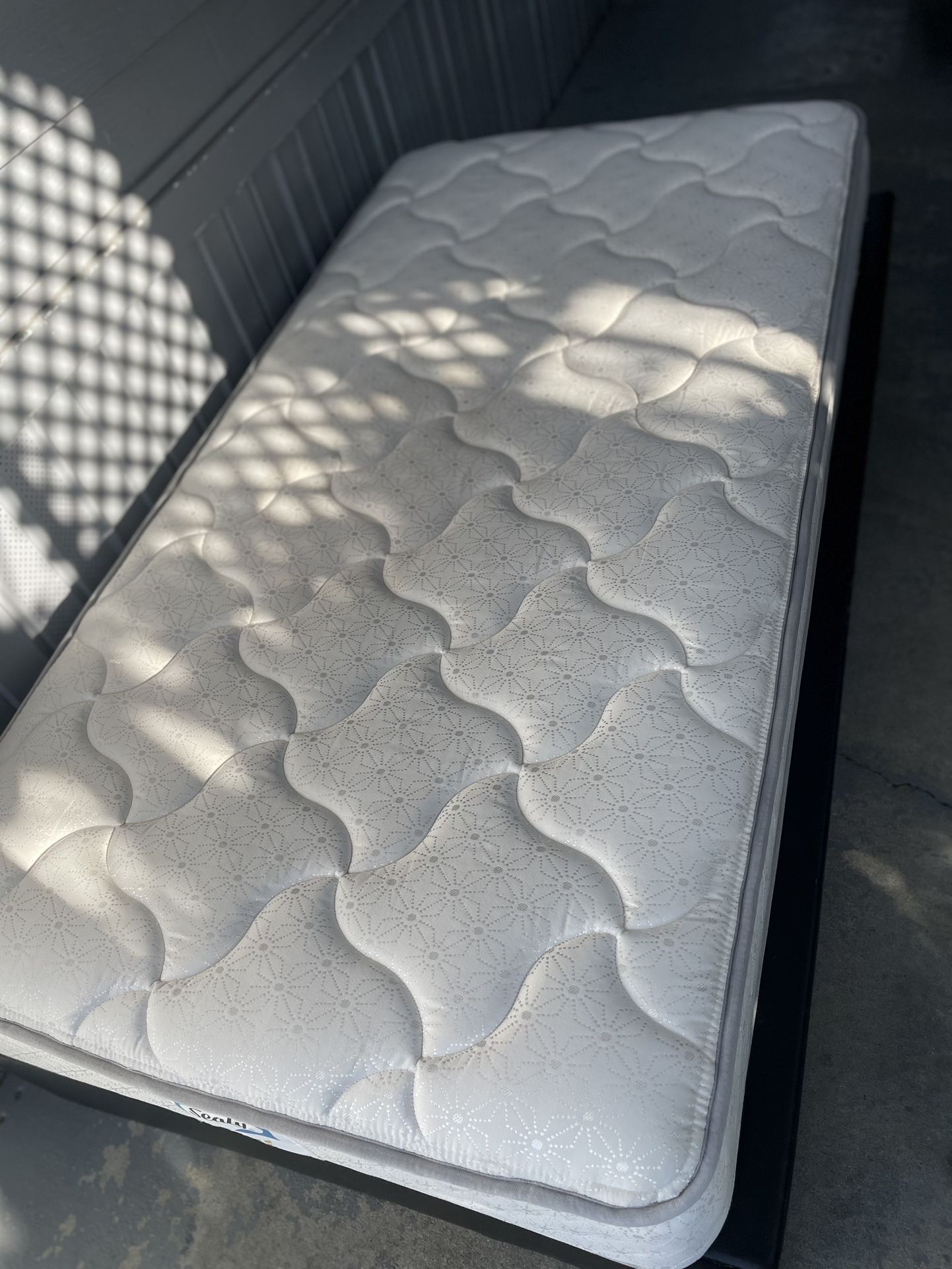Twin Bed With Mattress