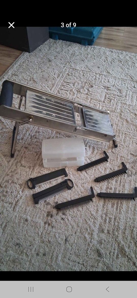 Nice Stainless Mandolin With Changable Blades