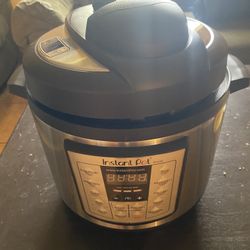 Brand New Instant Pot Ip-lux