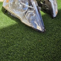 Headlight assembly. HONDA CRV