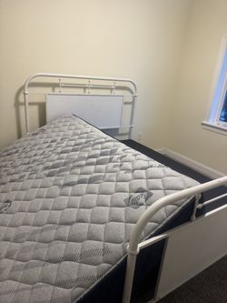 BED With Mattress