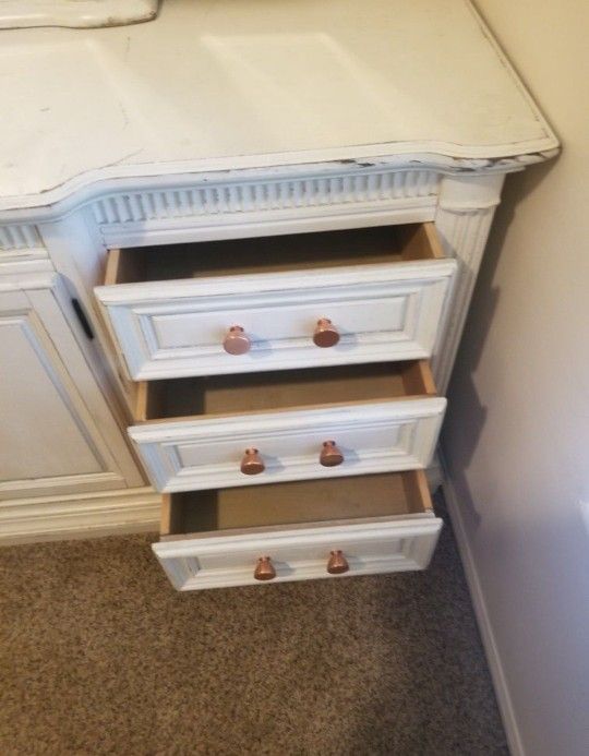 Rustic Farmhouse Style Dresser for Sale in Bakersfield, CA OfferUp