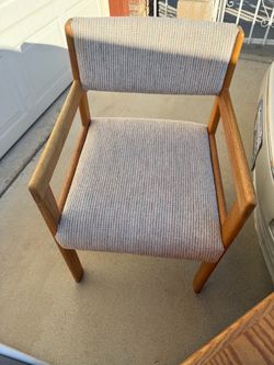 Free chair
