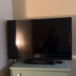 Insignia 40” Flatscreen 1080 With Remote