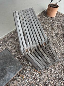 wooden vintage mid century style folding chairs low profile very cool