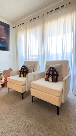 Set of 2 Cream Accent Chairs with Black Legs