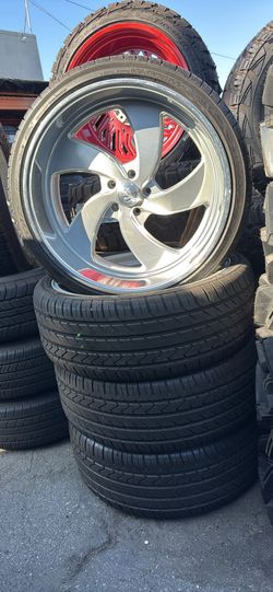 WHEELS US MAGS 24” STAGGERED CHEVY OBS C10