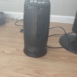 Bionaire Mini Oscillating Tower 2 Speed Fam