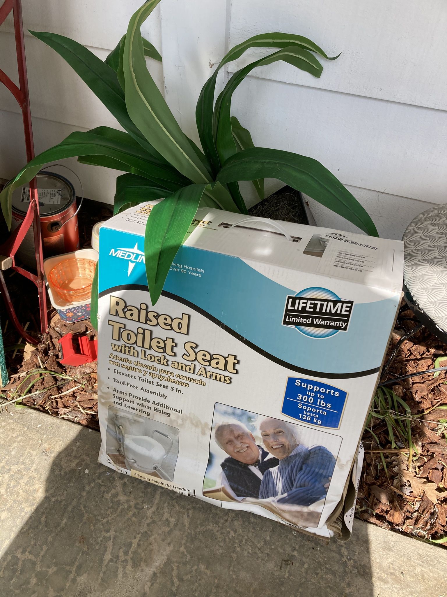 Free Raised Toilet Seat