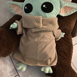 Large Plush Gorilla / Yoda