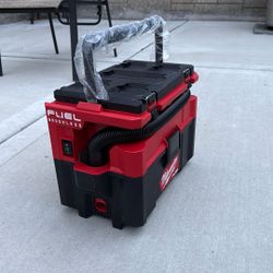 M18 FUEL PACKOUT 18-Volt Lithium-Ion Cordless 2.5 Gal. Wet/Dry Vacuum (Vacuum-Only)