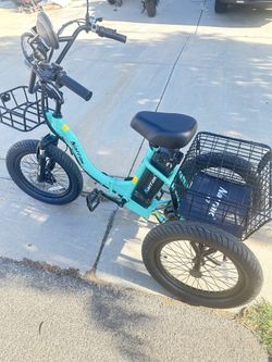 Electric trike