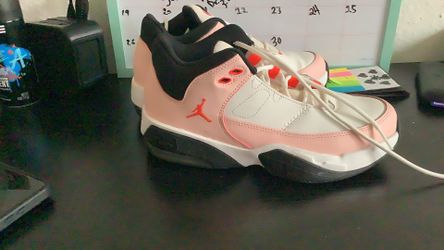 JORDAN MAX AURA 3 GS