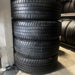 SET OF TIRE 265 70 16 MICHELIN 85% LIFE