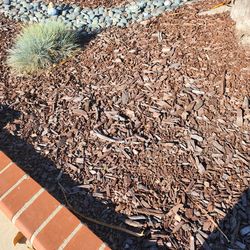 Used brown mulch