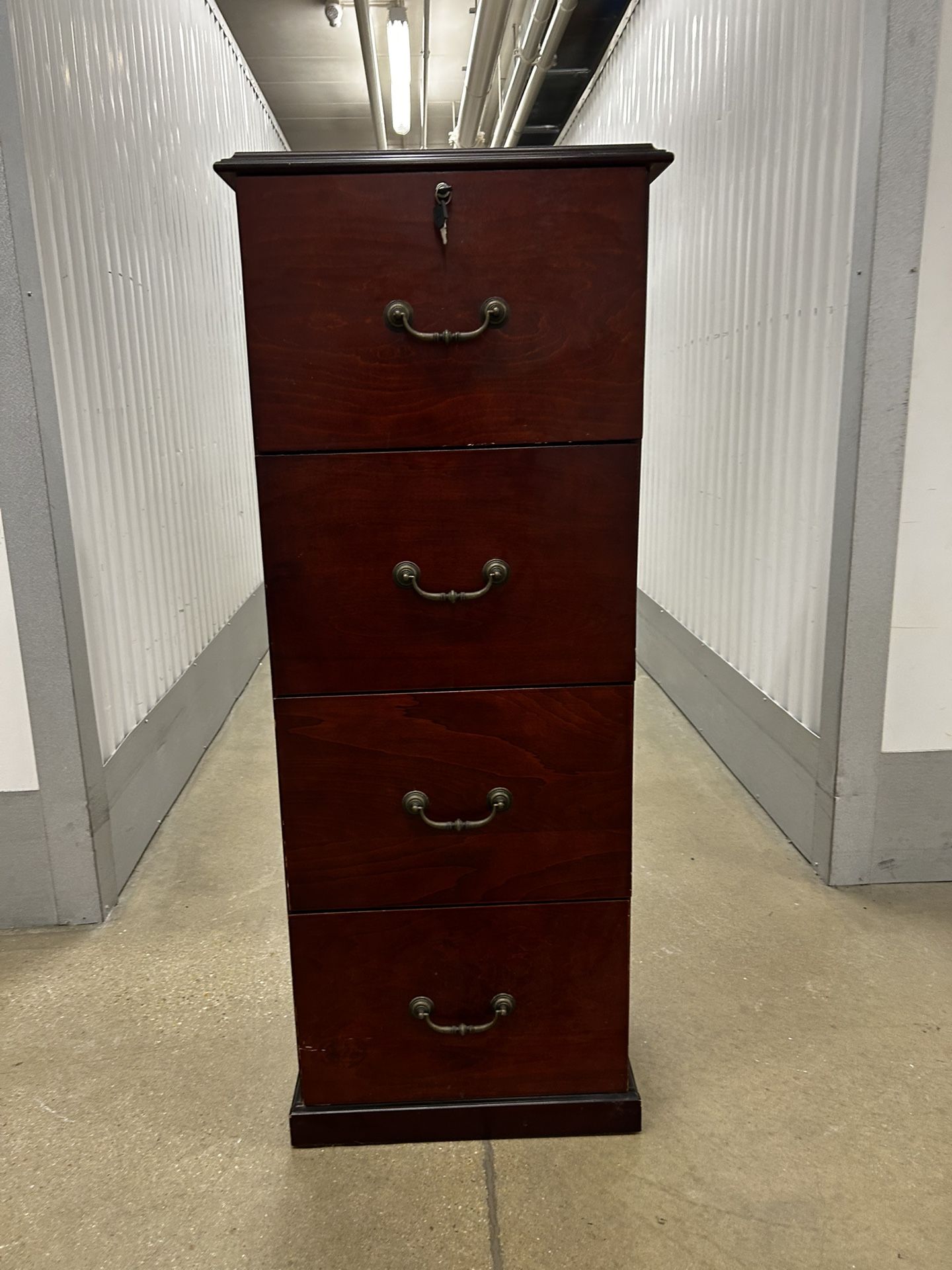 File Cabinet 🗄️ With Key 🔑
