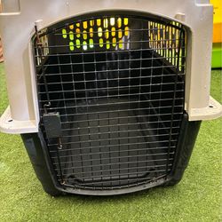 Plastic dog crate