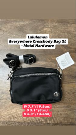 Lululemon everywhere crossbody belt bag 2L - Black with metal hardware| BRAND NEW
