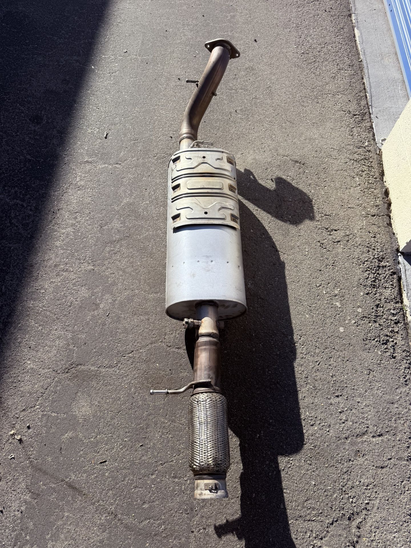 2021 Escalade Muffler/Exhaust