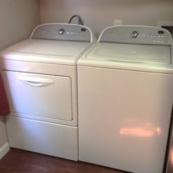 Electric Laundry - Washer and Dryer Set