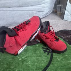 Jordan 6 Toro Bravo Size 7 