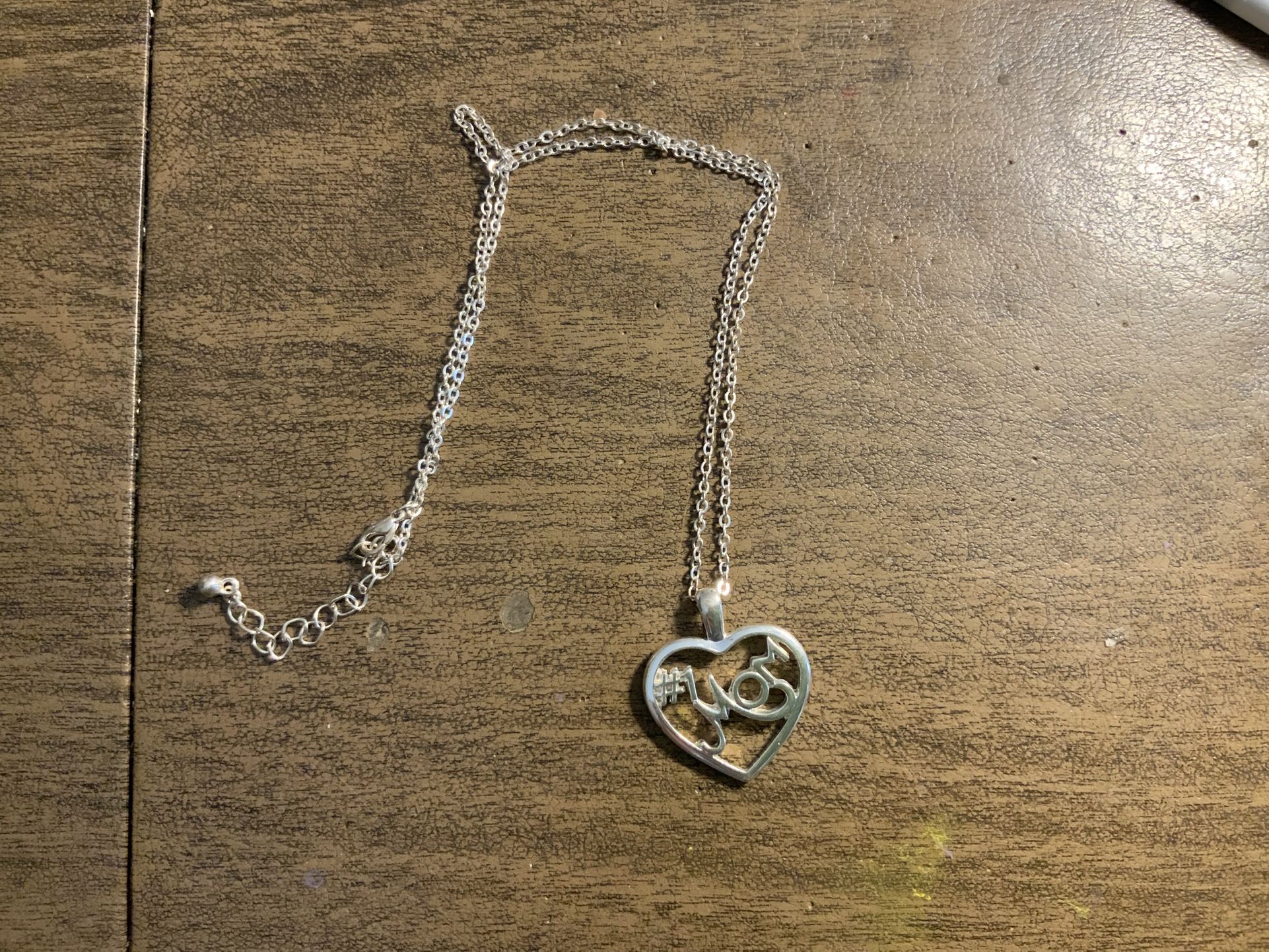 #1M0M NECKLACE