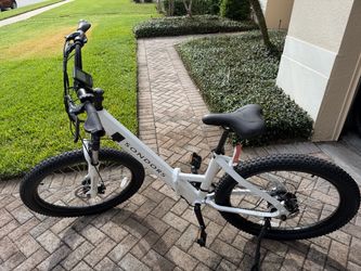 Sondors Electric Fat Tire Smart Step Bike only 65 miles on it