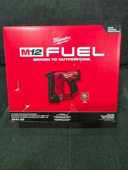 Milwaukee M12 FUEL 18 Gauge 1-1/2" Compact Brad Nailer (Tool Only)