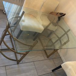 Freee Kitchen Glass Table