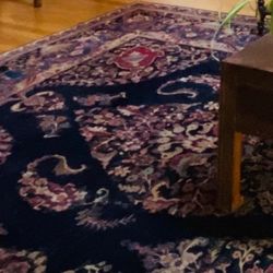 8x12 Persian rug. Excellent condition. $650 obo.
