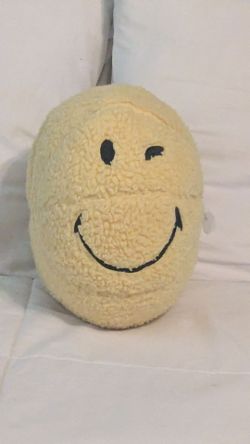 Wink Smiley plush toy